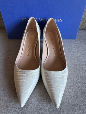 Stuart Weitzman White Cream Shine Calf Heel